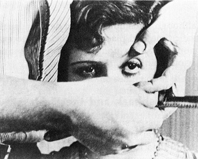 Le Chien Andalou Meaning